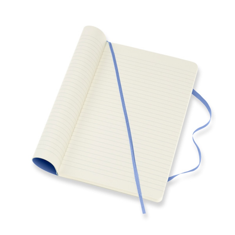 Notes MOLESKINE Classic L (13x21 cm) w linie, miękka oprawa, hydrangea blue, 240 stron, niebieski - zdjęcie (4